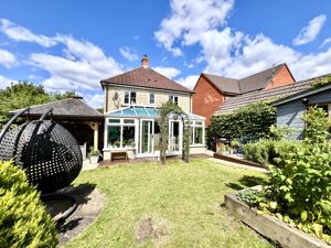 Rear- click for photo gallery